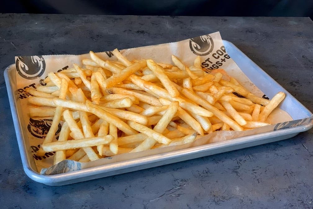 East Coast Wings + Grill by null