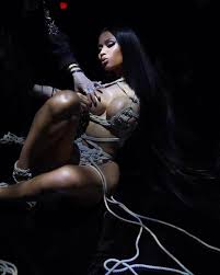 Nicki minaj slimming filter seems jpg x Nicki minaj sexy