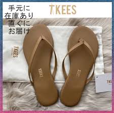 girlie nude|オールシーズン/ハンド/グラデーション/ビジュー/ハート - Reimのネイルデザイン[No.7978014]｜ネイルブック