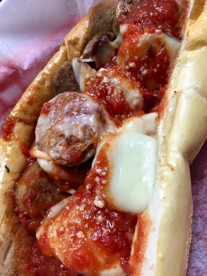 Rossi's Pizzeria by null