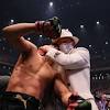 【ＲＩＺＩＮ】三浦孝太 勝利後は父カズと抱擁 母りさ子は涙ぐむ ...