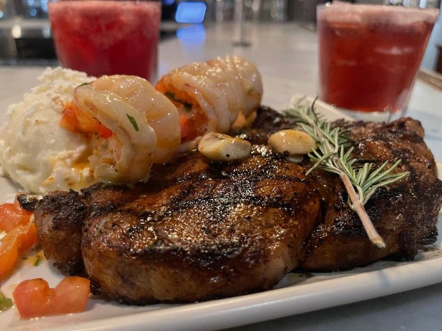 Mercado Pasadena by null