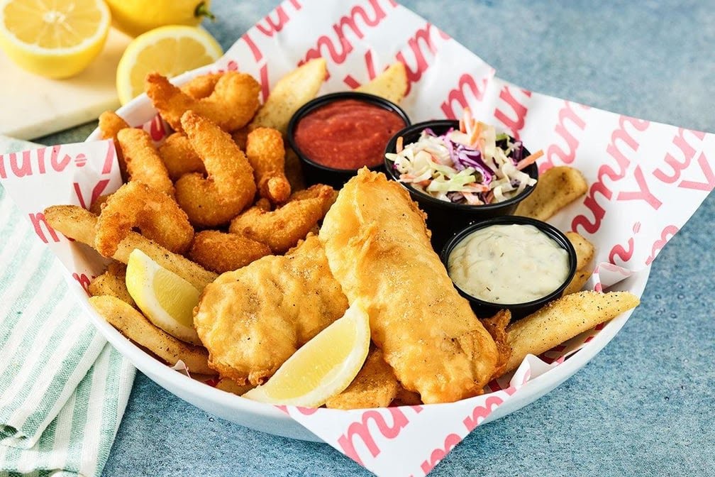 Red Robin Gourmet Burgers and Brews by null