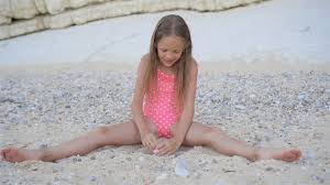 beach little garl|Excited Little Girls Running Together At The Beach Photo (258748) -  YouWorkForThem