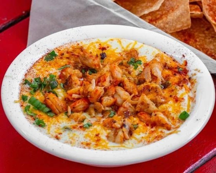 Shoal Creek Saloon by null