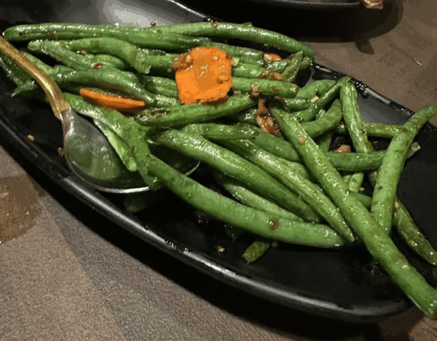 Vivienne's Bistro by null