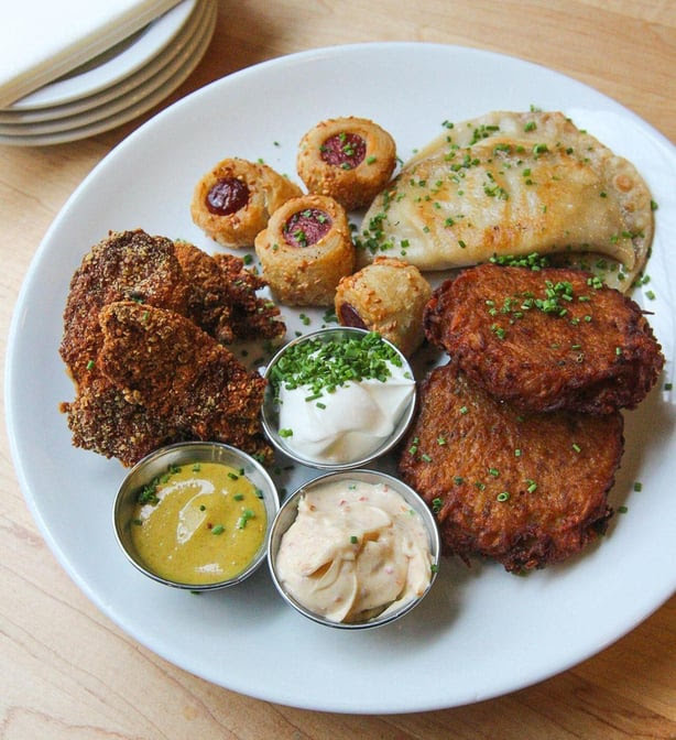 Mile End Deli by null