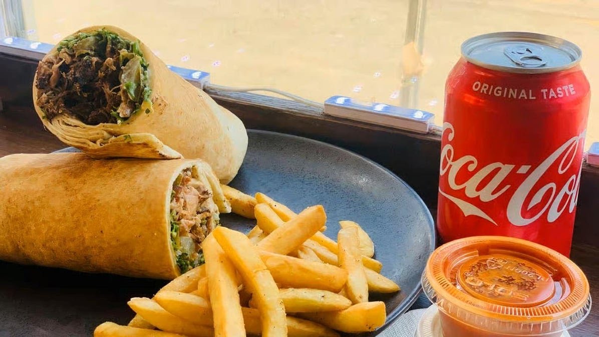 Pita Cambridge by null