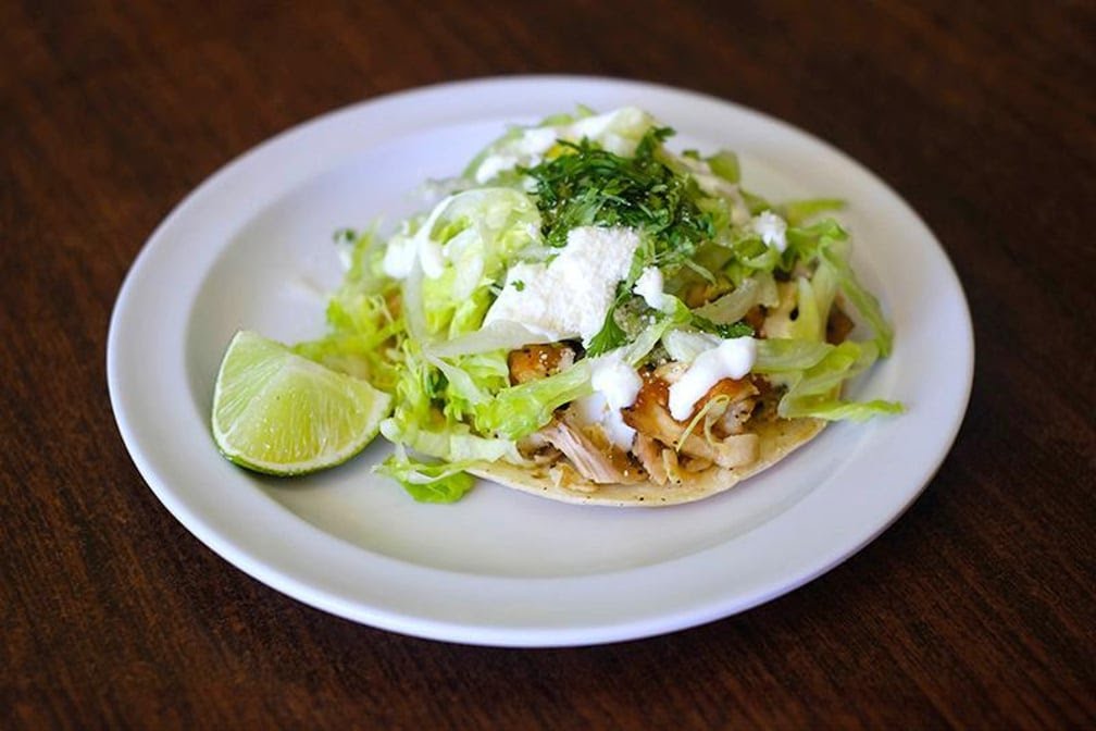Uno Mas Taqueria y Cantina by null