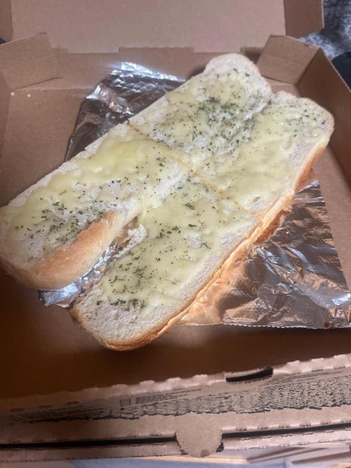 Rockit's Famous Pizza by null