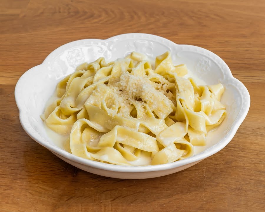 Sunday Gravy by null