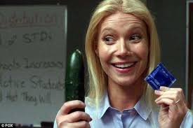 Gwyneth paltrow oscar doorstop jpg x Gwyneth paltrow