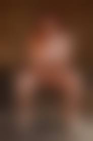 Voluptuous ass curving nude |Explicit Nude Pics of curvaceous model (6 photos) · Pandesia World