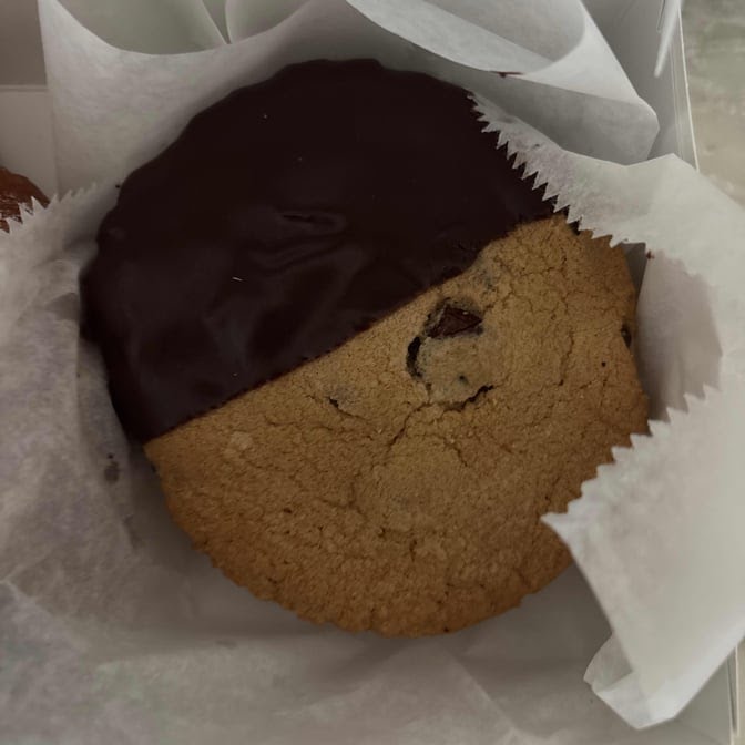 Henri's Bakery & Deli by null