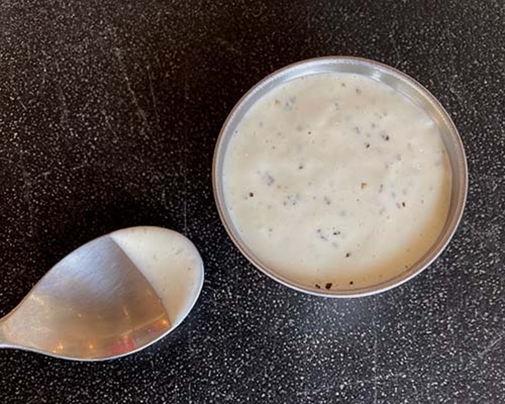 Roosters Run by null