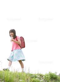 盗撮 登下校小学生|児童目線で通学路確認 厚木市、小型カメラで危険チェック | カナロコ by 神奈川新聞