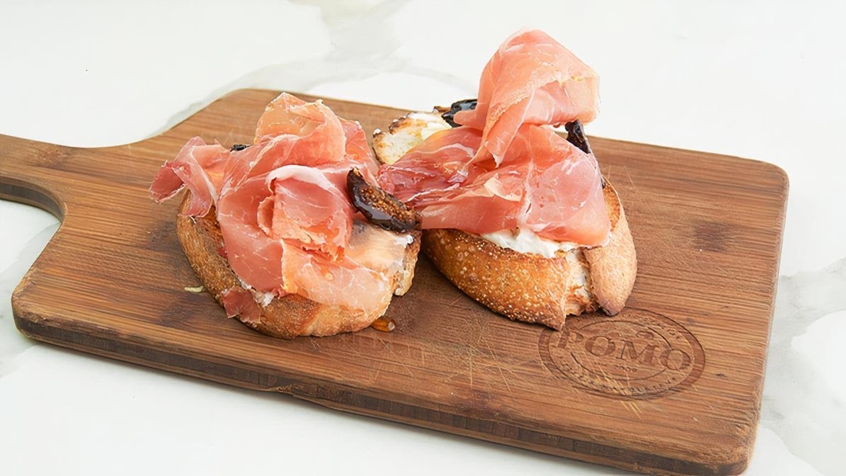Pomo Pizzeria by null