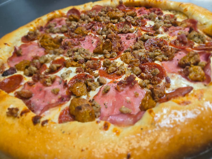 Mama's Pizza by null