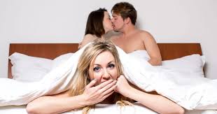 Girls do threesome jpg x Girls do threesome