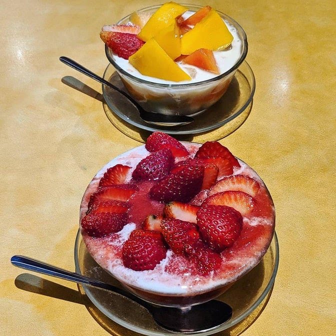 Kowloon Tong Dessert Cafe by null