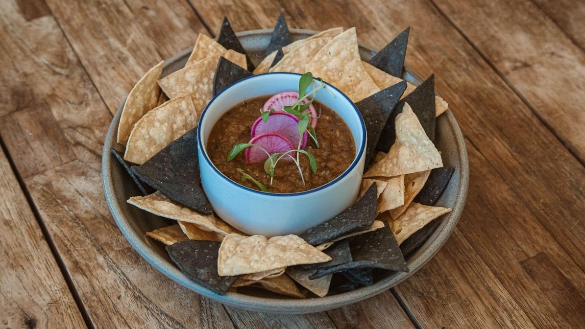 Caravan Swim Club by null