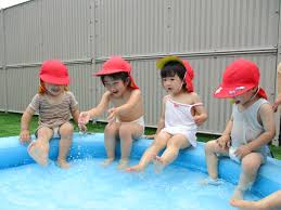 保育園　プール　着替え|東こがわ園【色氷遊びと新聞紙遊び】 | 保育所きぼう 小規模認可保育所 焼津 静岡 藤枝 島田 掛川