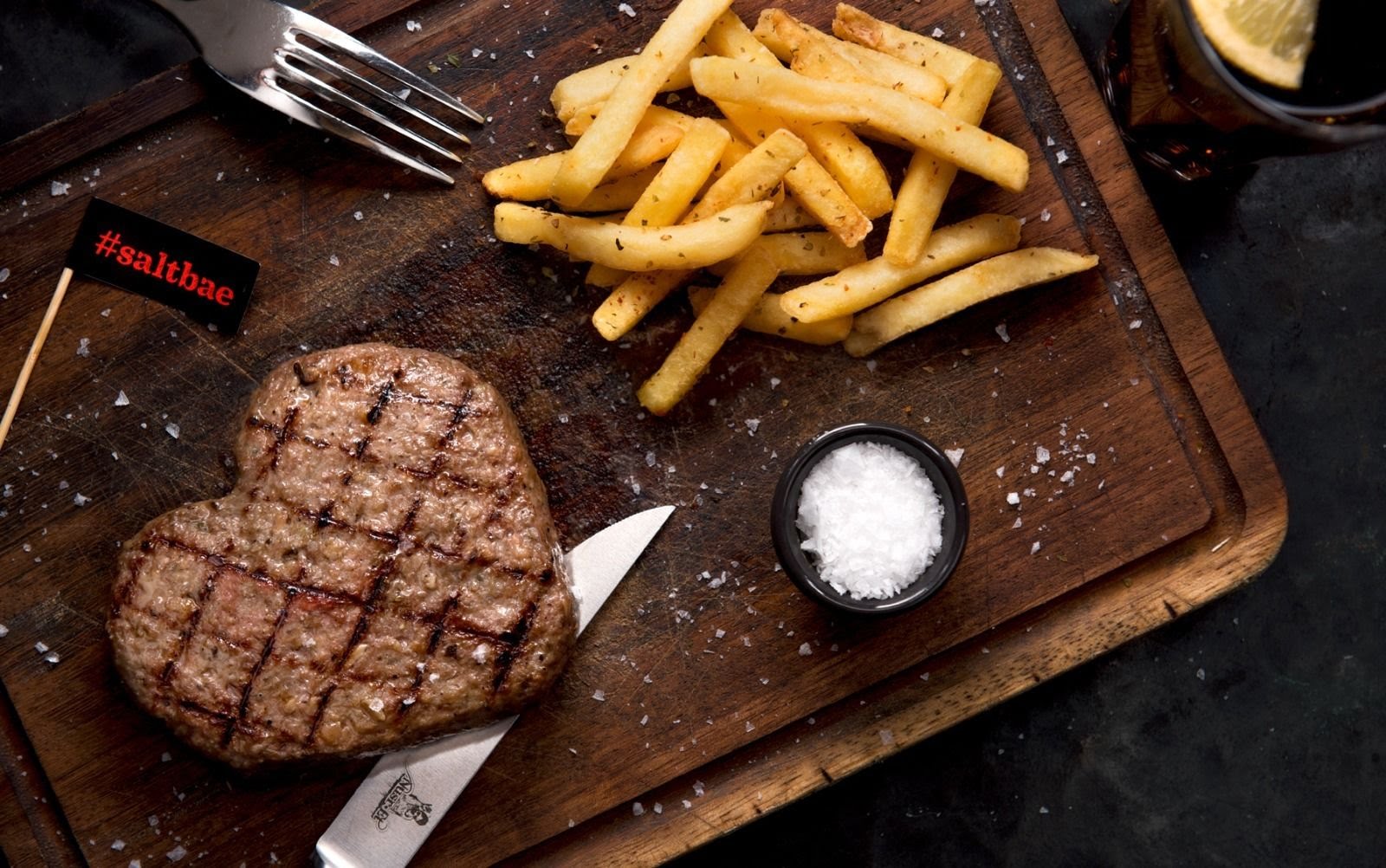 Saltbae Burger Kanyon by null