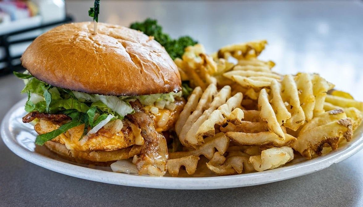 Pluckers Wing Bar by null