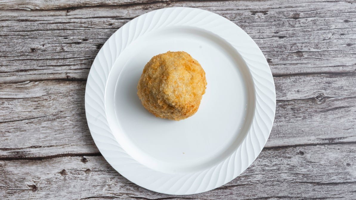 Capt'n Chucky's Crab Cake Co by null