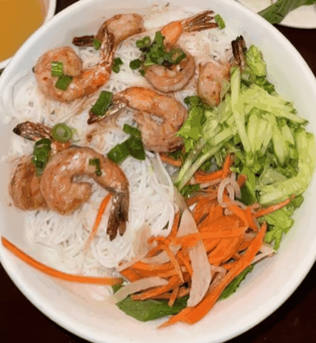 Phở Việt by null