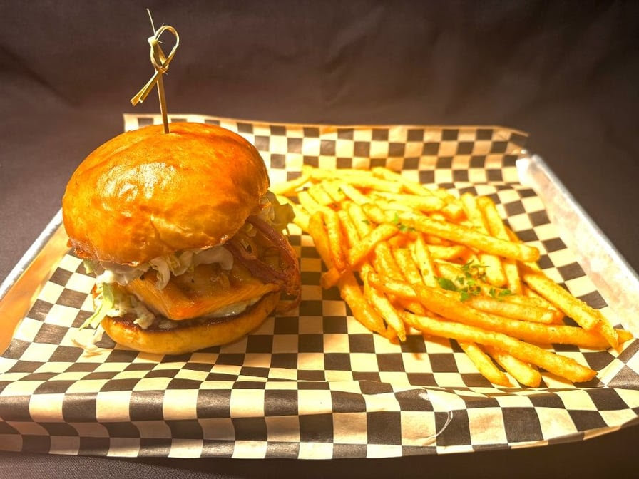 PLS on Sixth by null