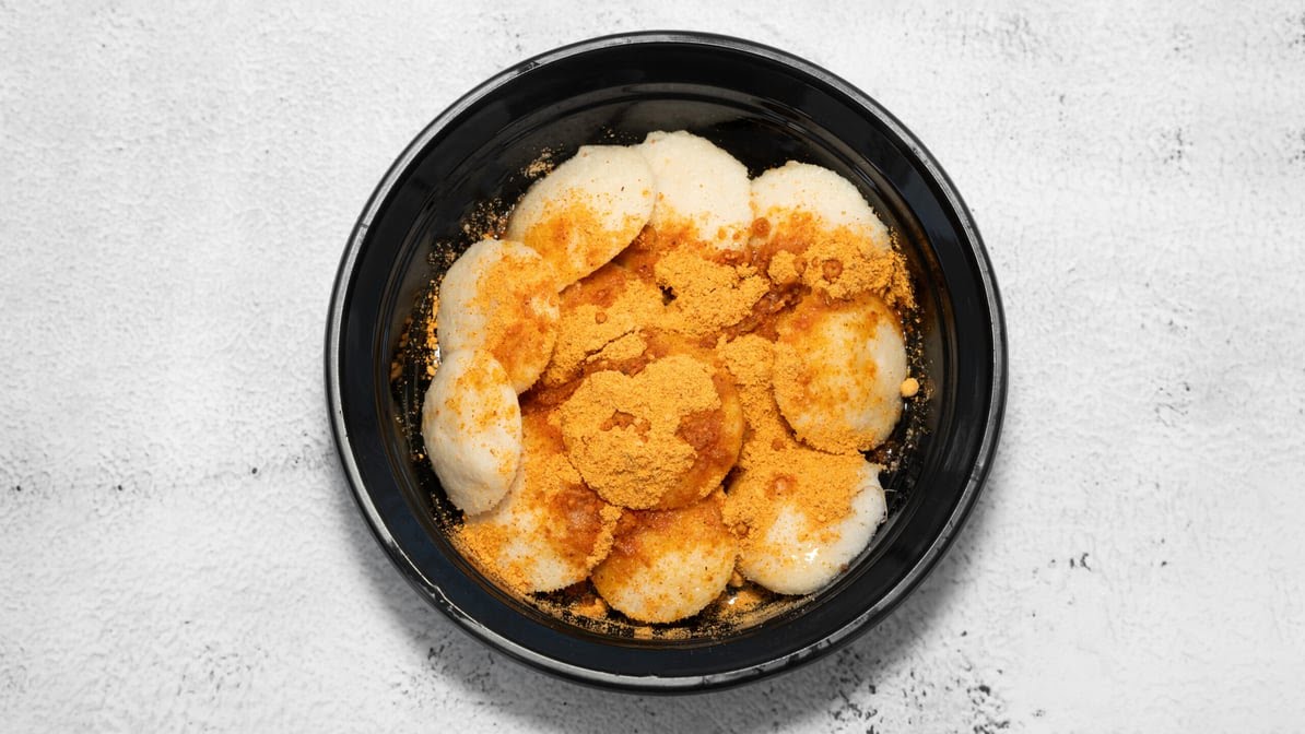 Flying Idlis by null