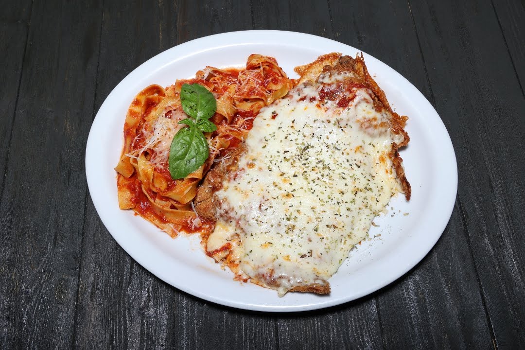 Lucia Pizzeria by null