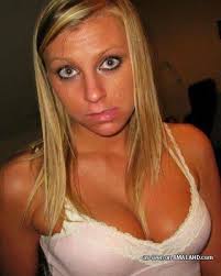 Courtney taylor sexy bimbo blowjob queen min jpg x Bimbo blowjob