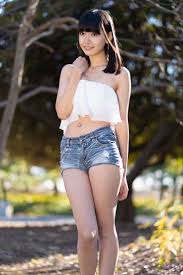 野外　美女|野外パーティーで洋食を食べる美女たち 写真素材フリー、ビール, 昼食, 西部劇 画像無料ダウンロード - Lovepik