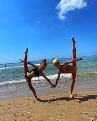 Гимнастика море|Гимнастика на море / Gymnastics sea training - YouTube