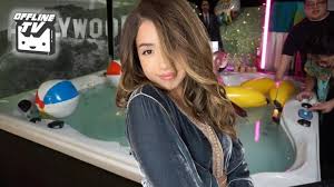 Ccef fa e photomode zoomcover jpg x Pokimane sexy