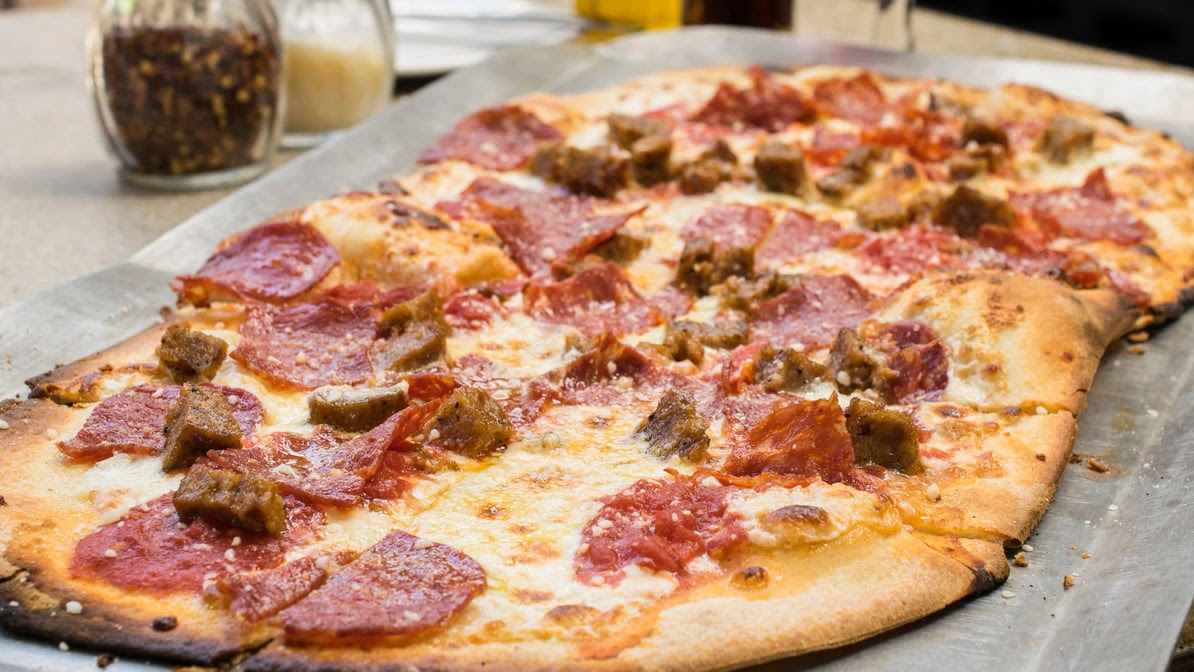 Olivella’s Pizza and Wine by null