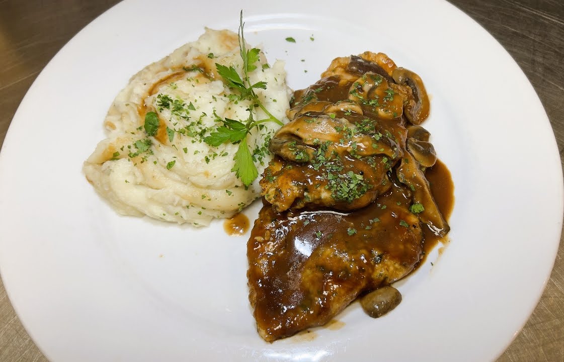 Serafina Seaport by null