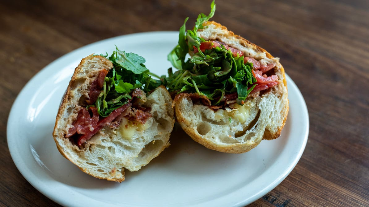 Murray Hill Market by null