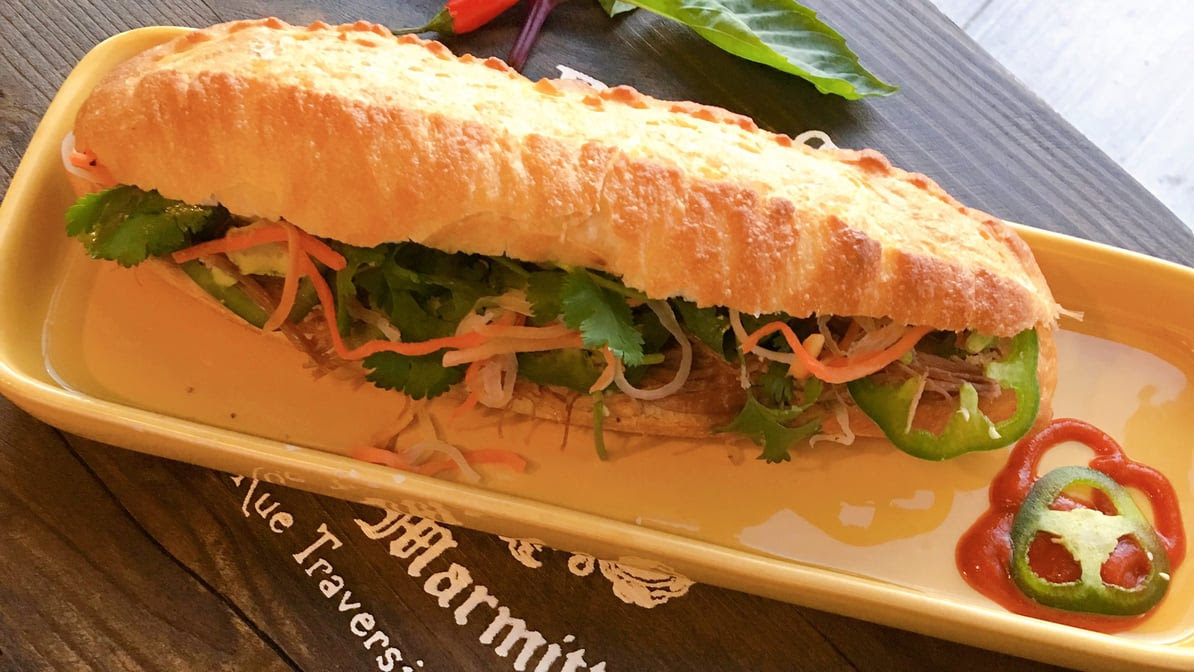 Bánh Mì Très Bon by null