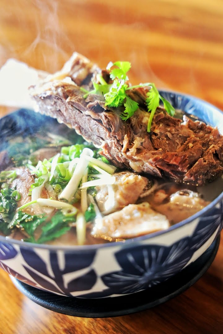 Xin Chào Eatery by null