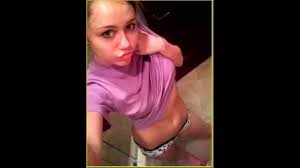 Annual golden globes beverly hills california january jel qbe jpg x Miley cirus