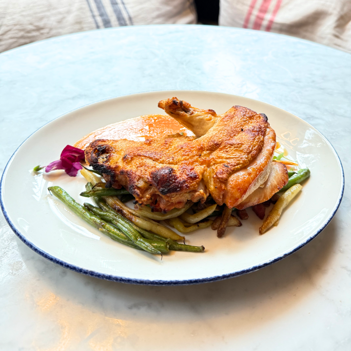 Satis Bistro by null