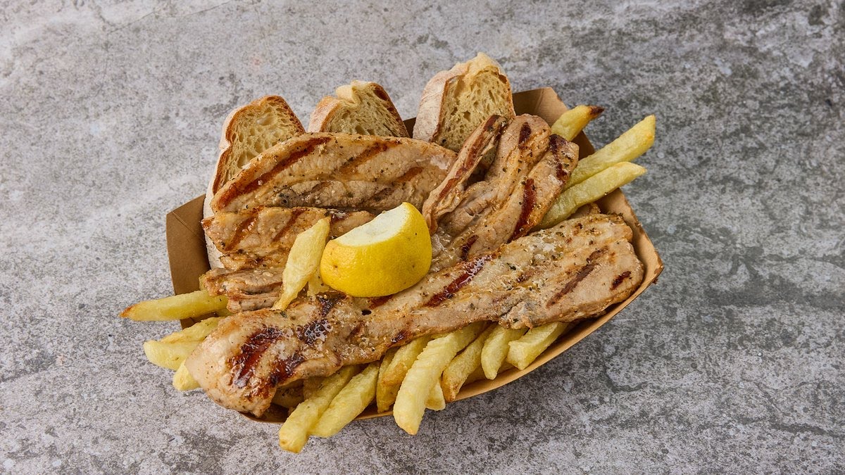 Kalamakia O Elvis by null