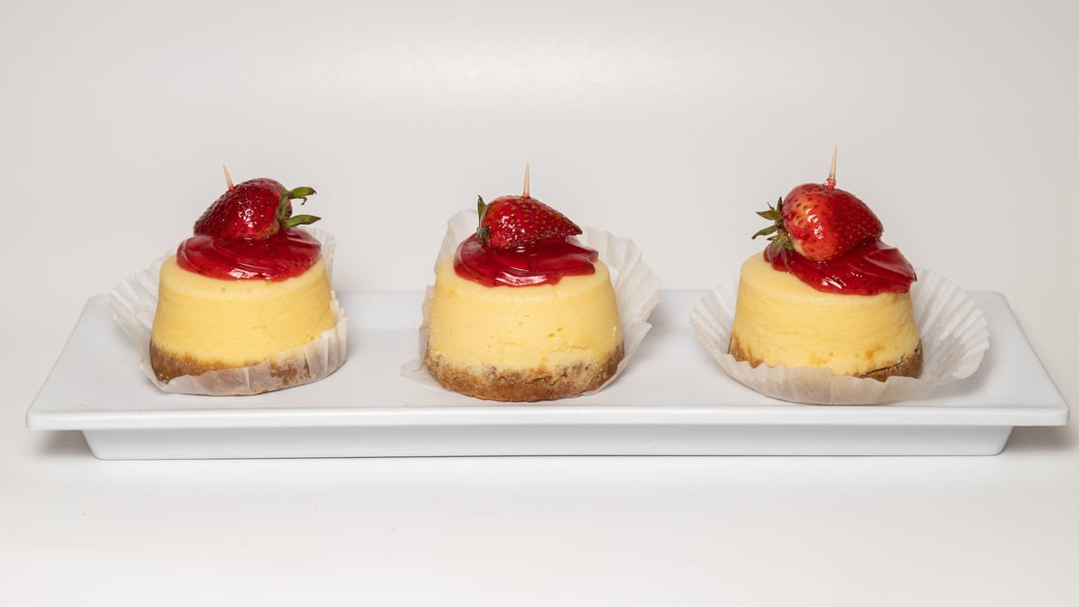 Santia's Bakery by null