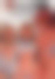 テロリスト　レイプ|断念された建物に人質の若い女性を誘拐する銃を保持しているテロリストの男。レイプ、テロ、犯罪、暴力、強盗、女性の受胎のキラー。の写真素材・画像素材  Image 84584727