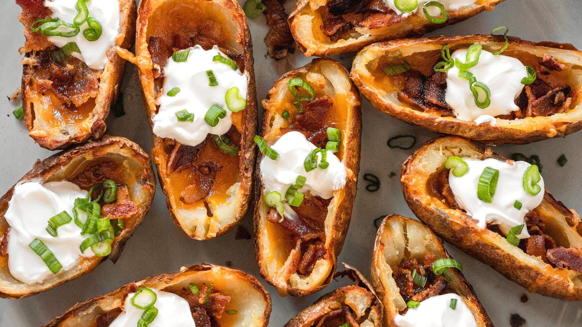 Output Lounge & Sports Bar by null