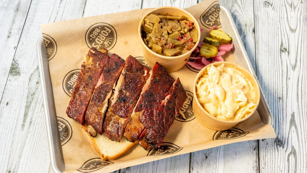 Ford's BBQ Oakhurst by null