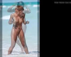 Pregnant serena williams poses naked jpg x Serena williams